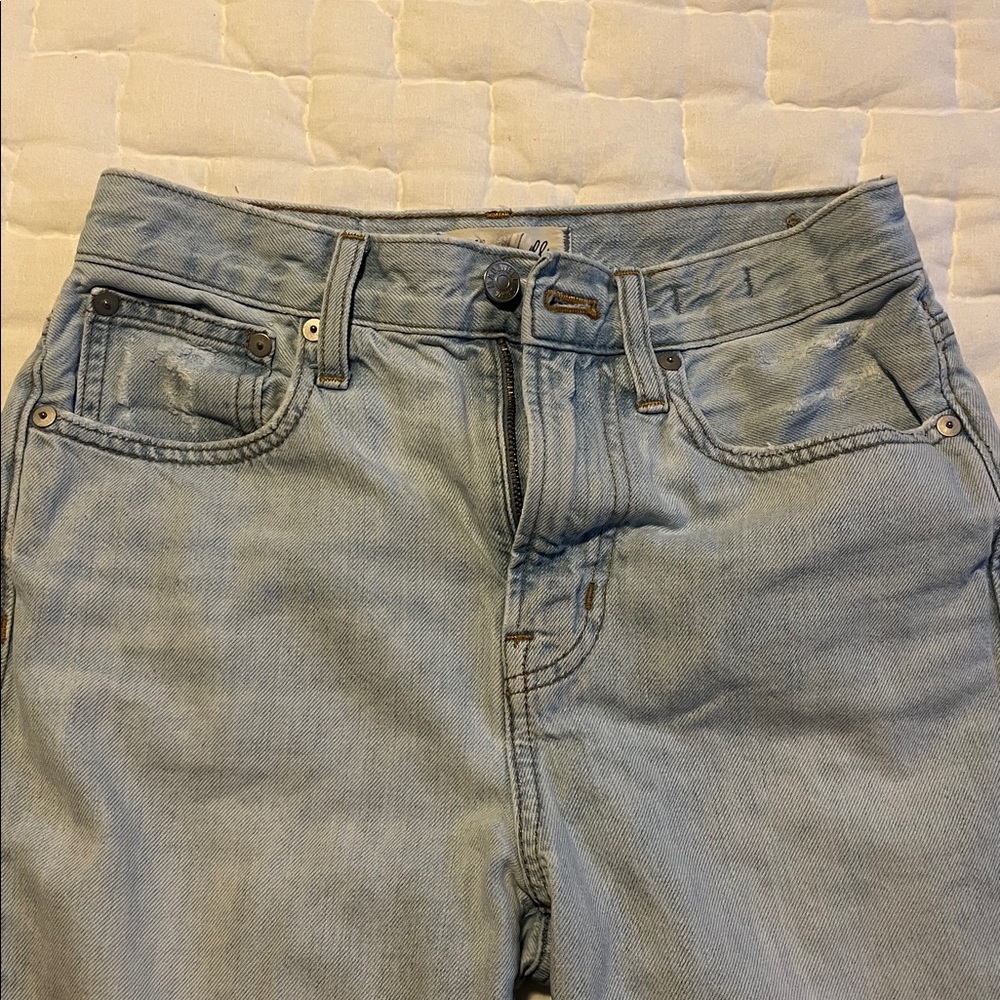 Madewell Women's Straight Leg Jeans in Light Blue - Picture 4 of 5